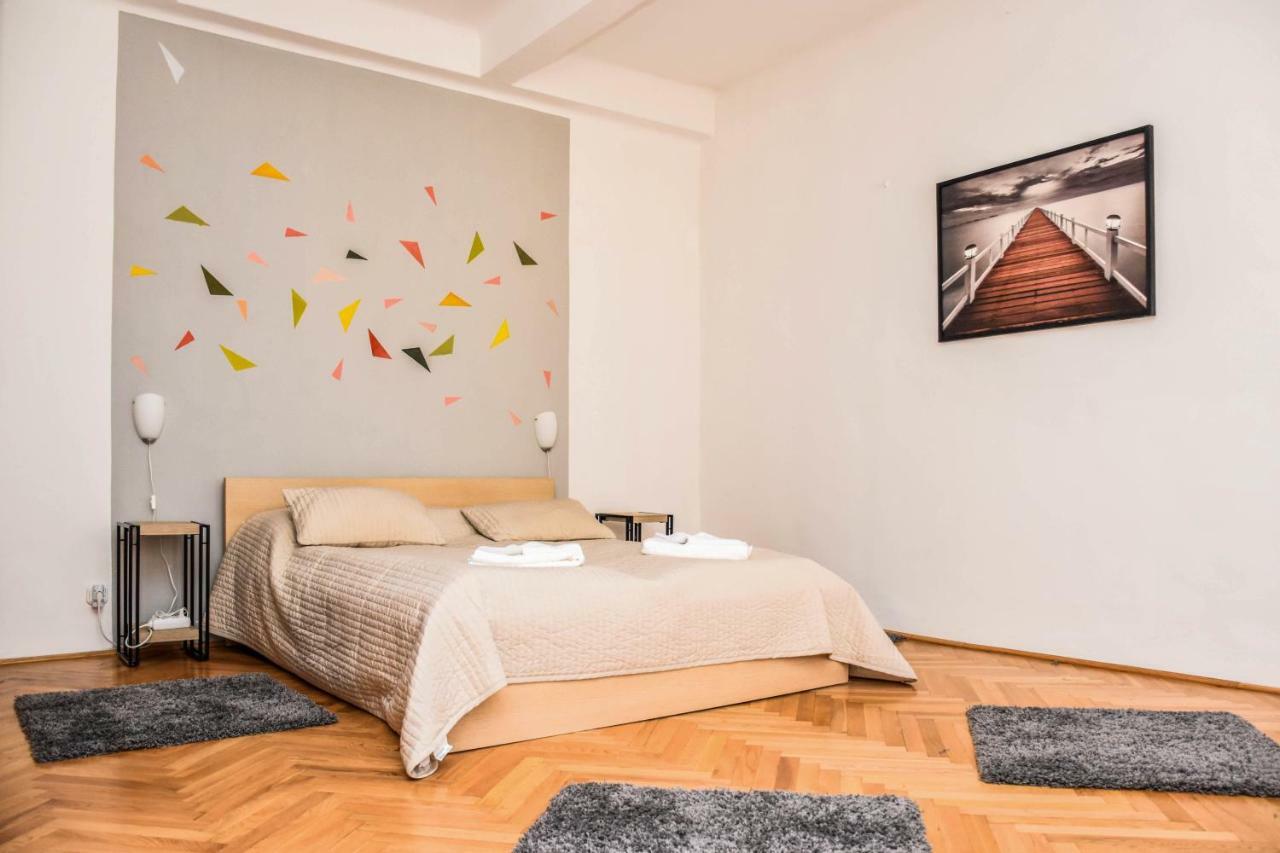 Diamond Astoria 4 Apartment Budapest Luaran gambar