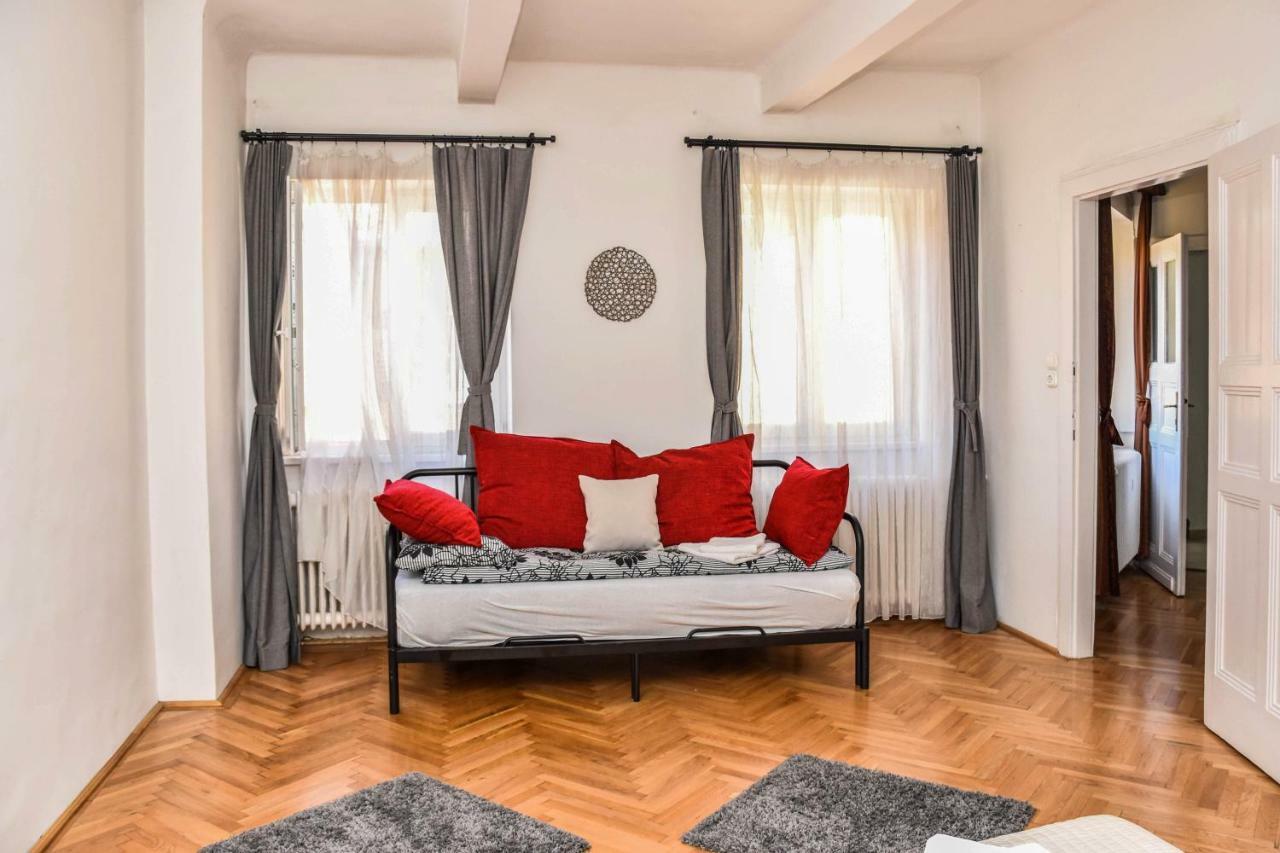 Diamond Astoria 4 Apartment Budapest Luaran gambar