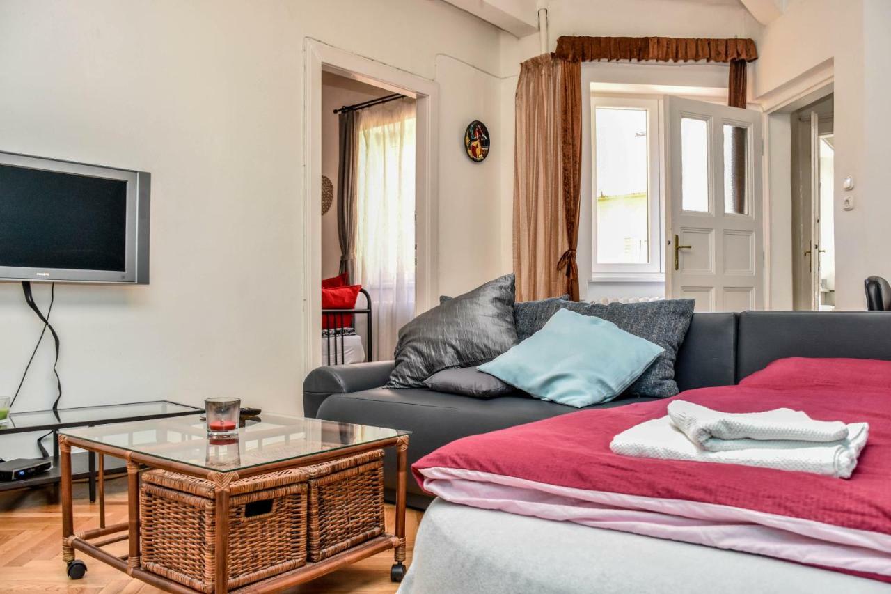 Diamond Astoria 4 Apartment Budapest Luaran gambar